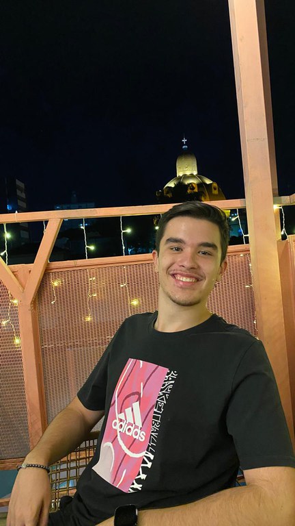 lucas.jpeg lucas.jpeg